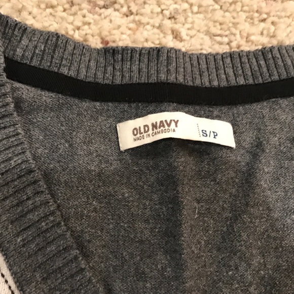 Old Navy argyle sweater - Picture 2 of 2