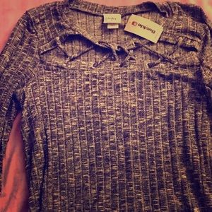 Long Sleeve Criss Cross Grey Top