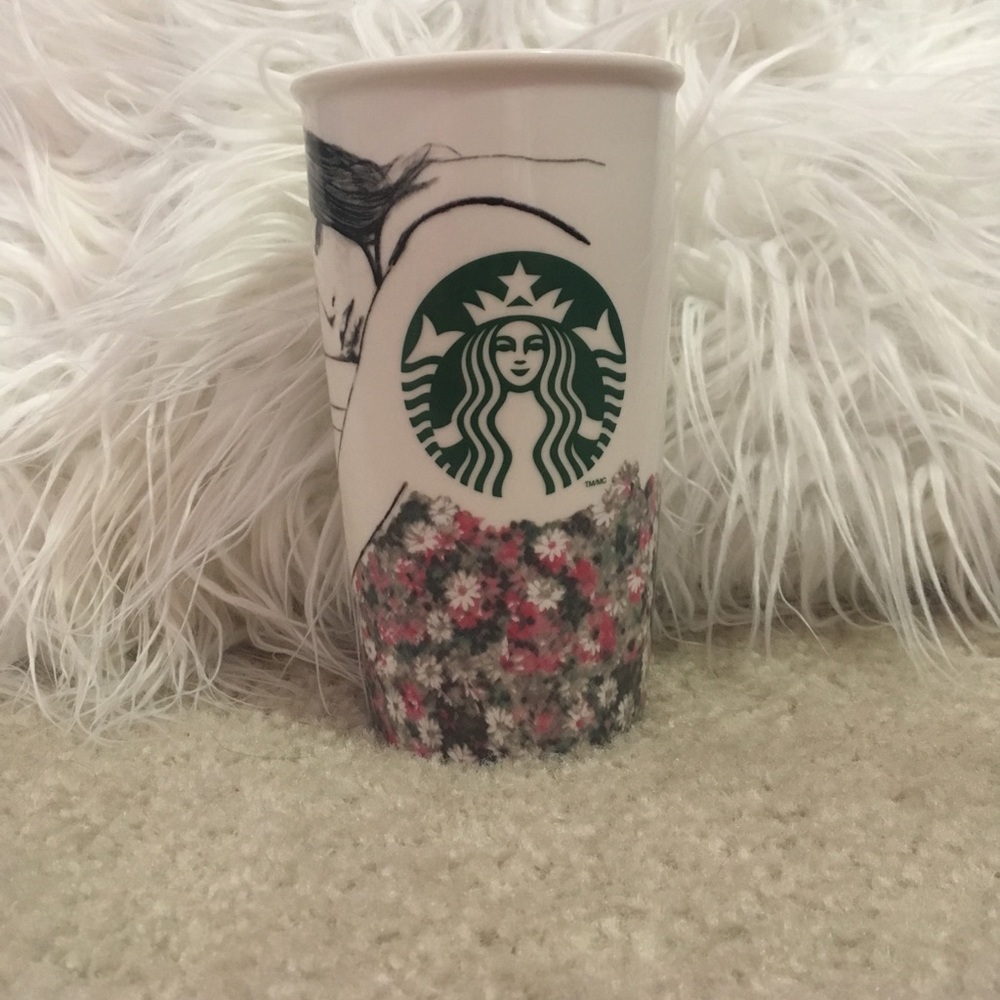 Starbucks drawing cup!