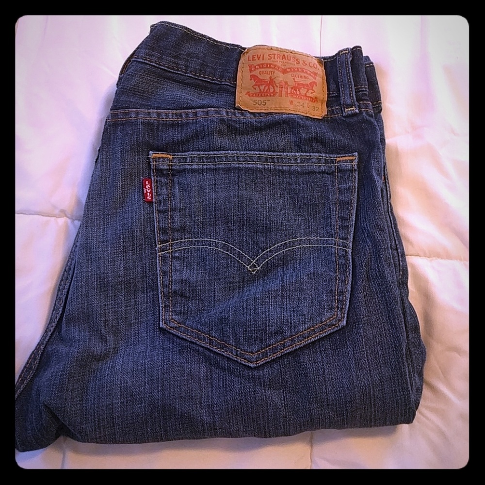 Mens levi jeans w 34 L 32