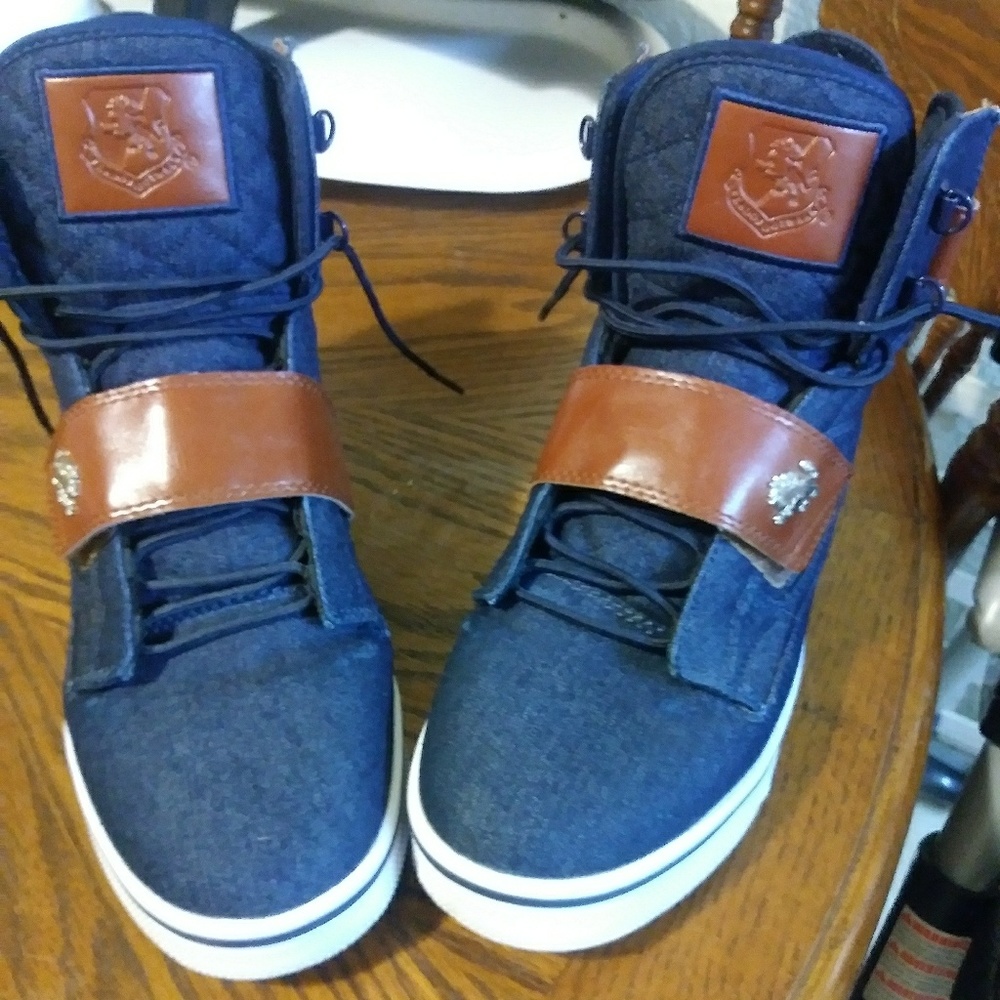 VLADOS