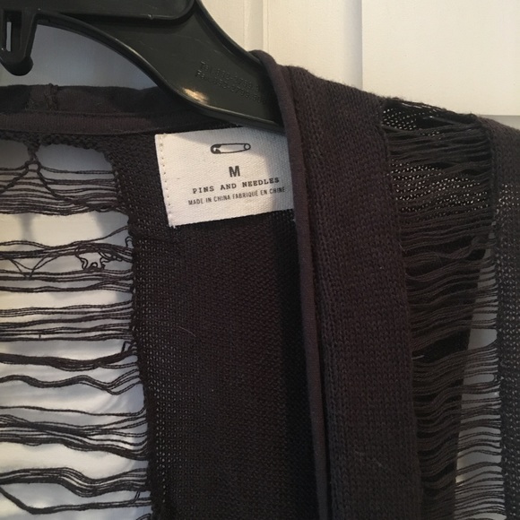 PINS & NEEDLES: DISTRESSED VEST DUSTER. Grey. M. - Picture 2 of 7