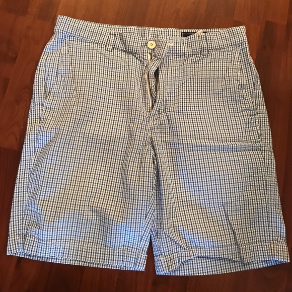 Vineyard Vines breaker shorts - Picture 1 of 4