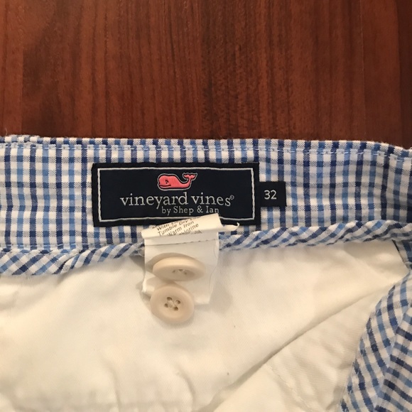 Vineyard Vines breaker shorts - Picture 3 of 4