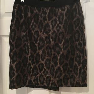 Ann Taylor size 8 cheetah printed skirt