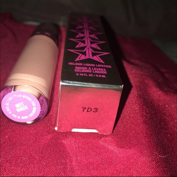 Butt naked liquid lipstick - Picture 2 of 3