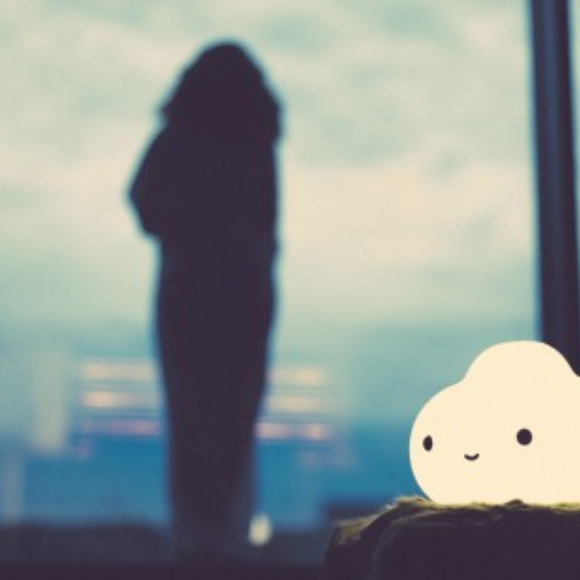 Friends With You Little Cloud Lamp - Picture 4 of 4