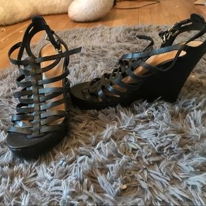 really black wedges