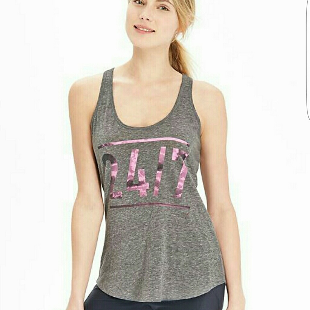 Old Navy Active 24/7 Semi-Fitted Tank Top sz M
