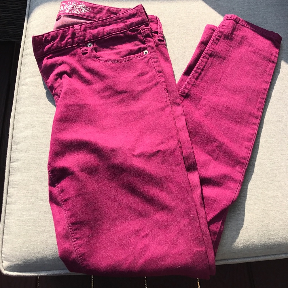Express-raspberry colored skinny jeans