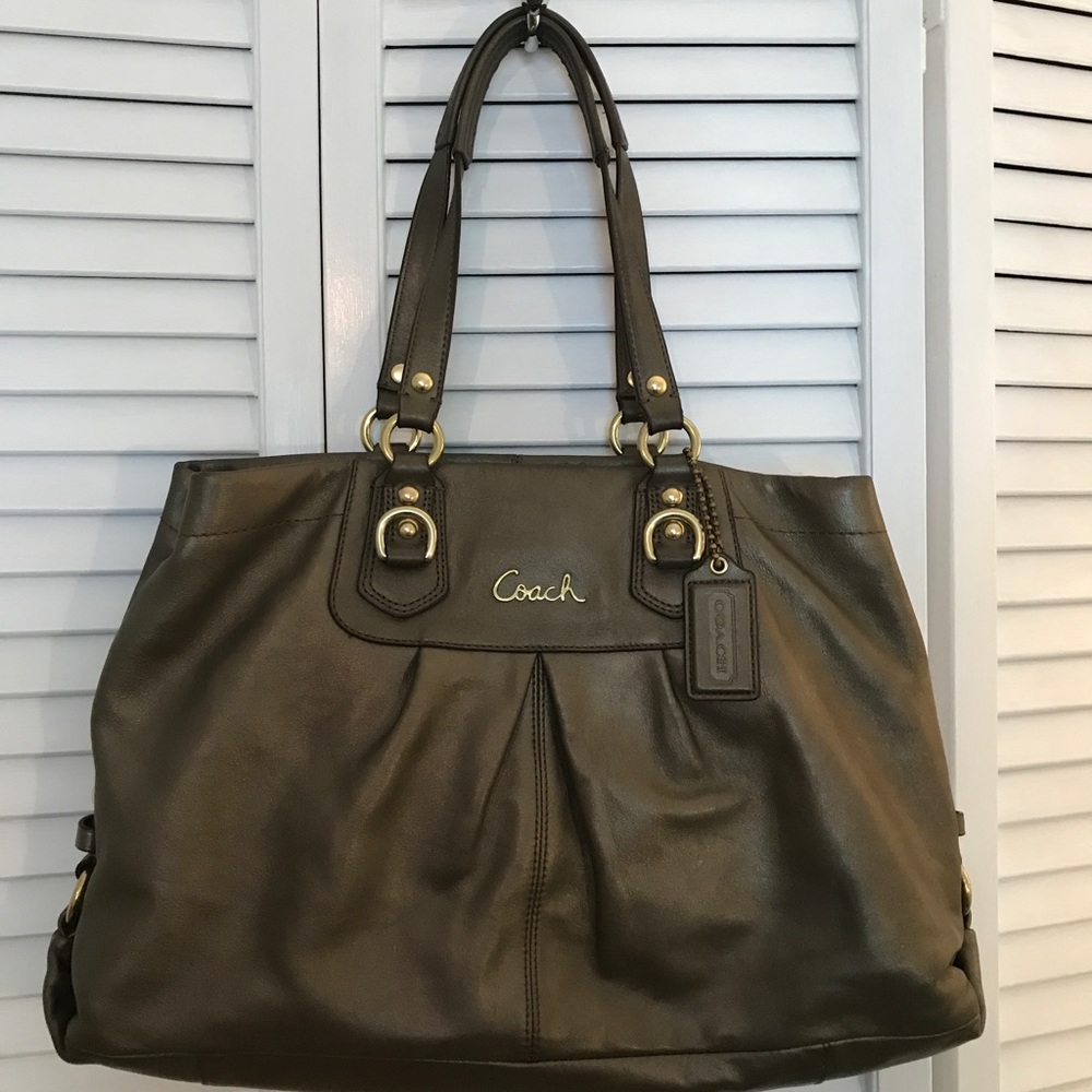 Coach shoulder bag