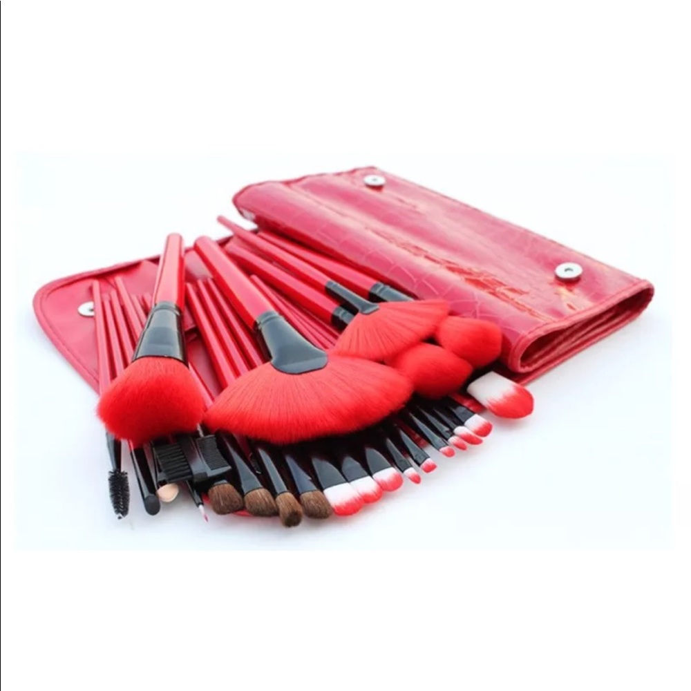 ☘️☘️New 24pc Professional Makeup Brushes