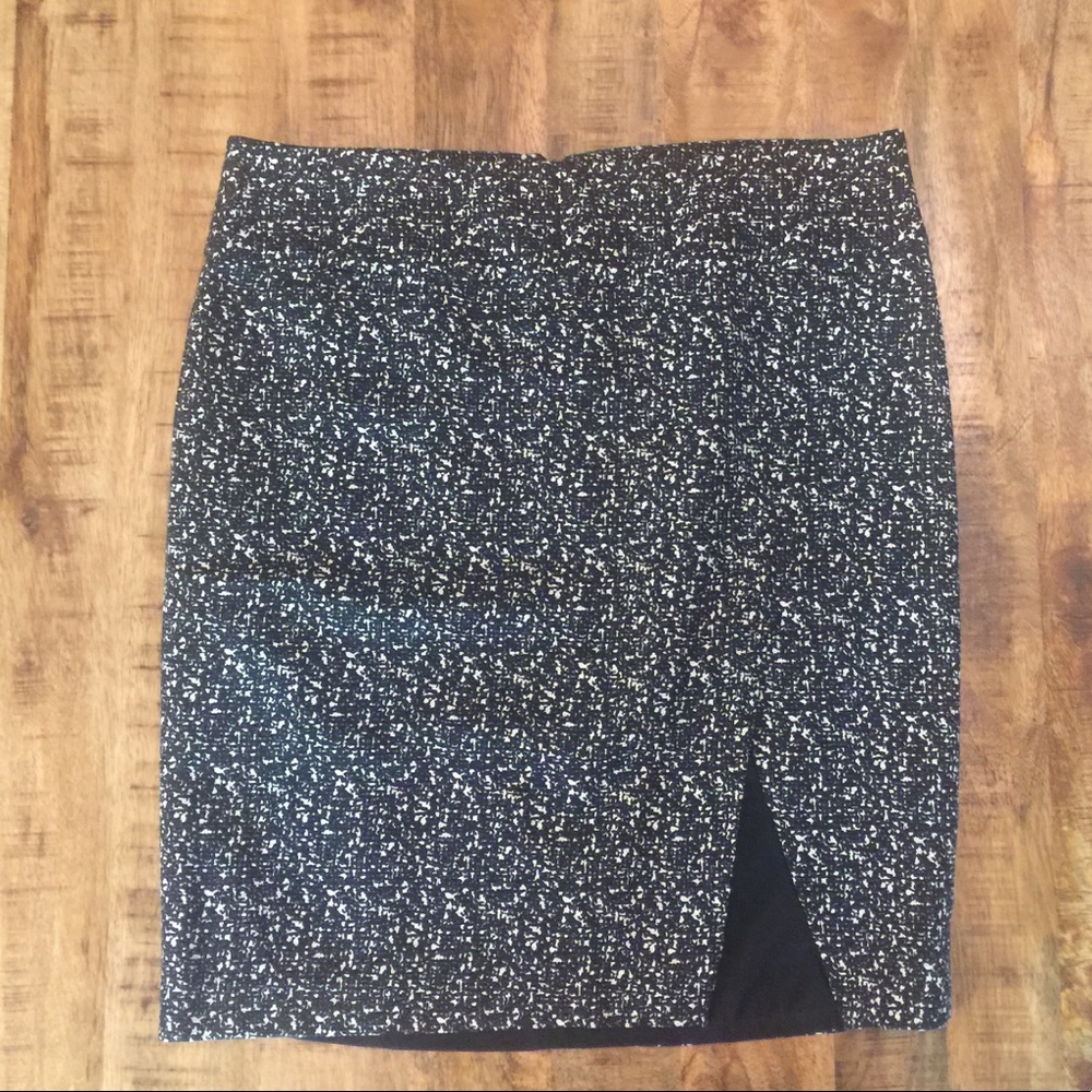 Express Black and White Printed Pencil Skirt