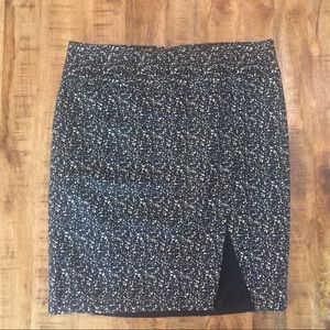 Express Black and White Printed Pencil Skirt