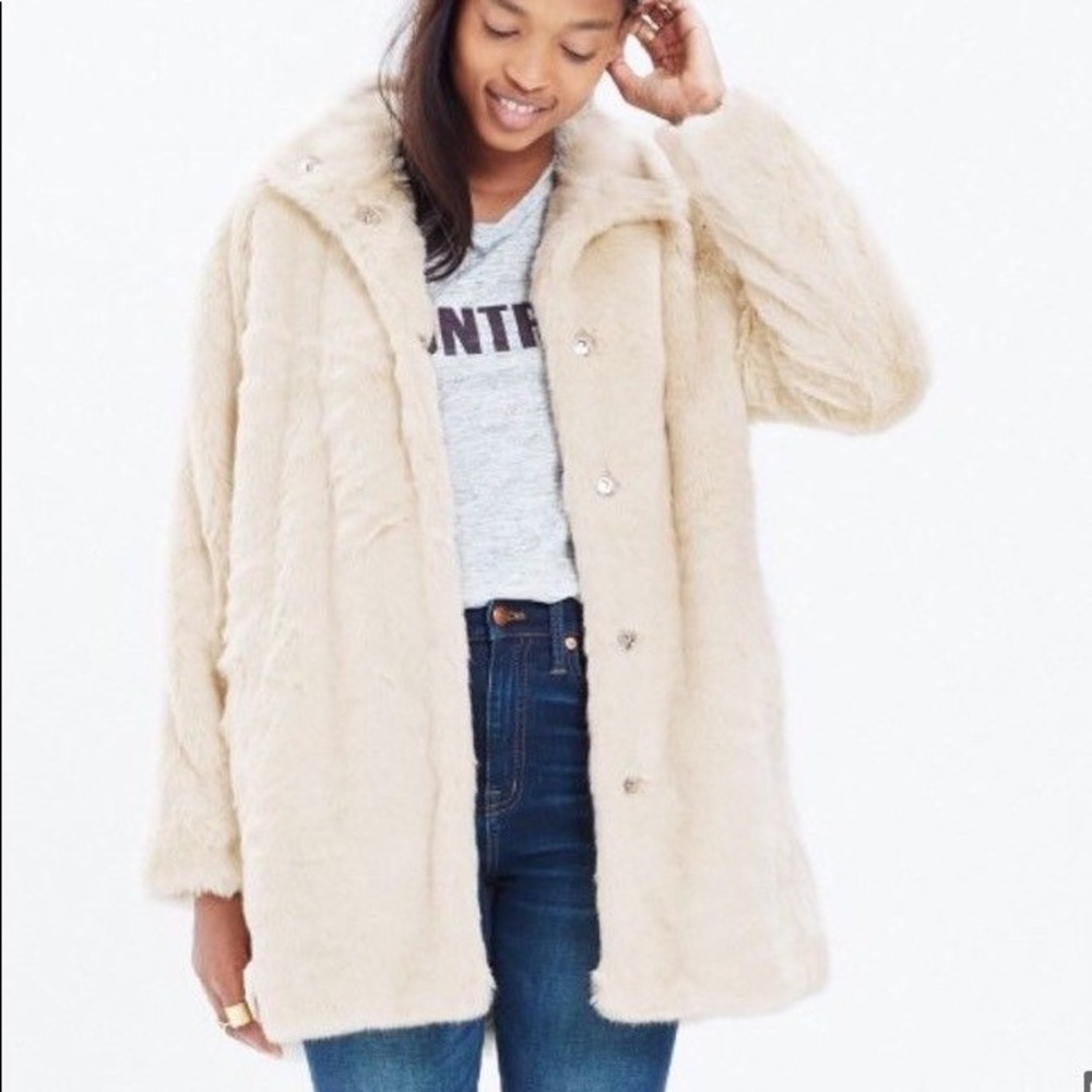 🚫🥛SOLD!! Madewell Faux-Fur Ivory Coat