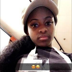 Meet your Posher, Camarie