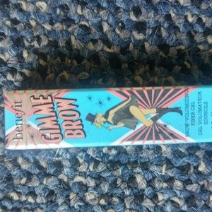 Benefit Cosmetics- Gimme Brow Volumizing Fiber Gel