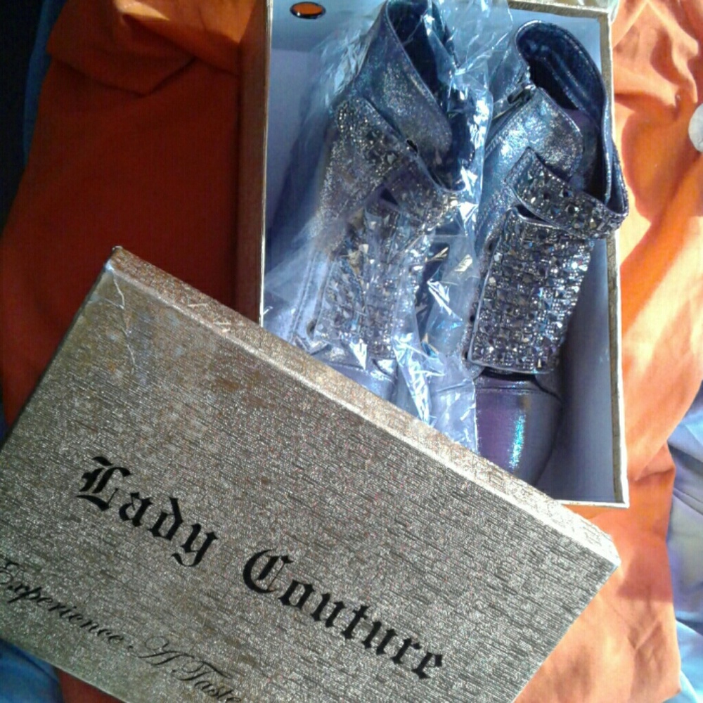 Lady Couture silver kicks