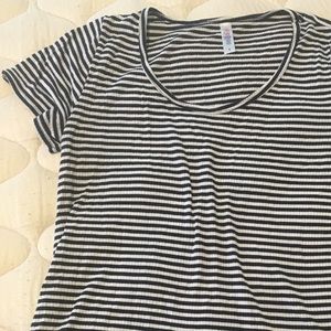 LulaRoe Classic T