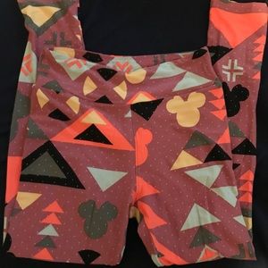 Lularoe Disney OS leggings