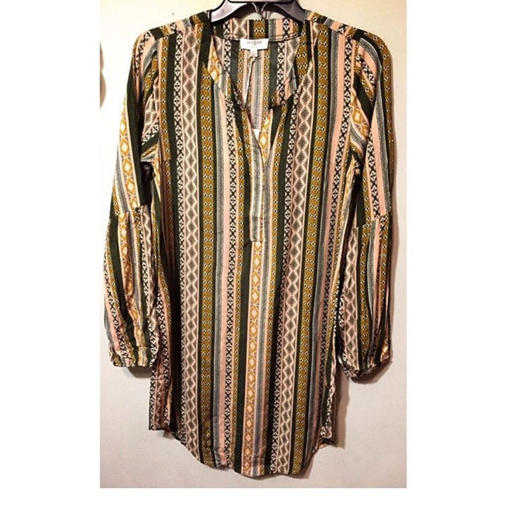 Long sleeve patterned dress NWT