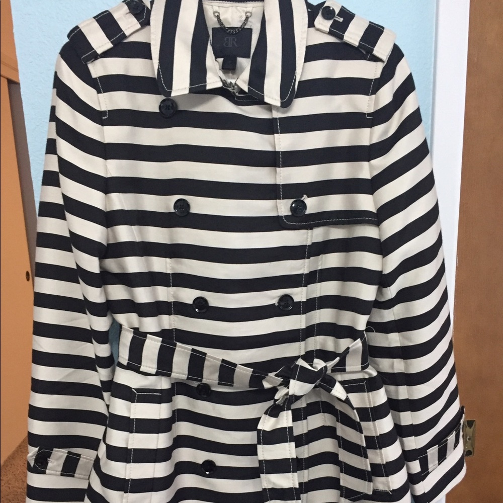 Banana Republic Black and White Stripped Trench