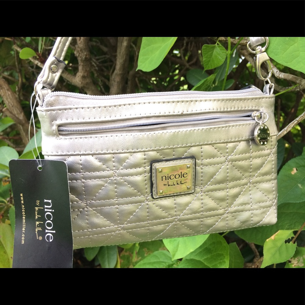 Silver shoulder/clutch handbag
