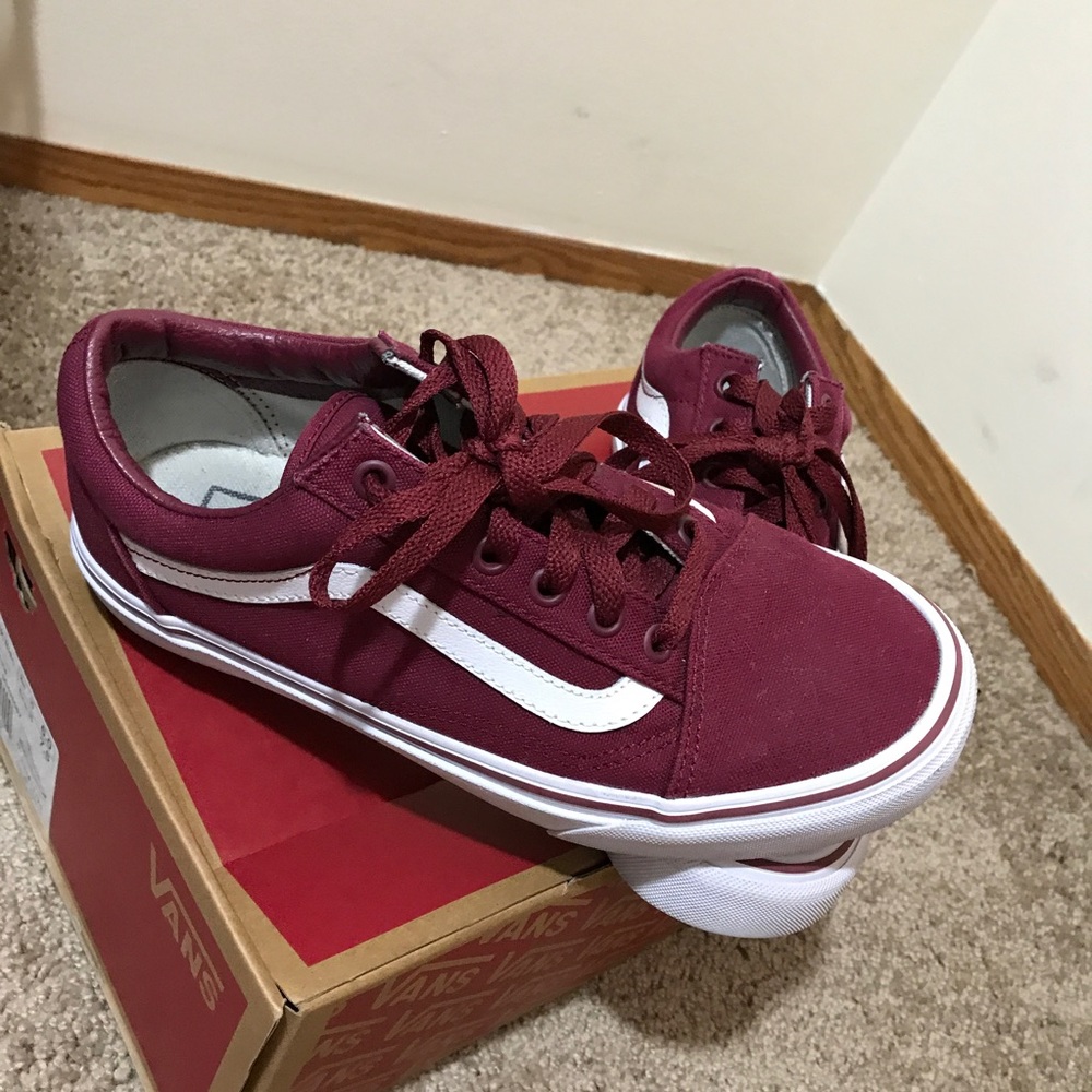 Maroon Sk8 High Vans