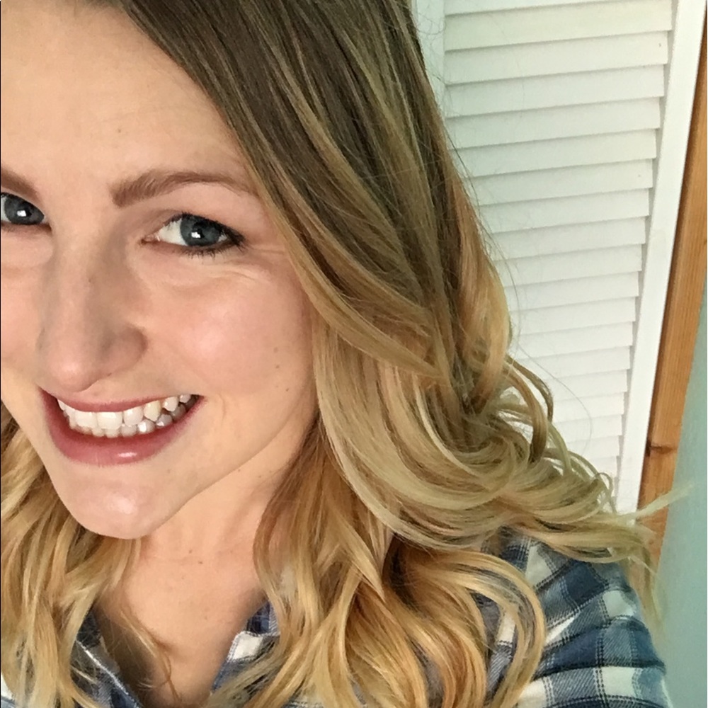 Meet your Posher, Valerie