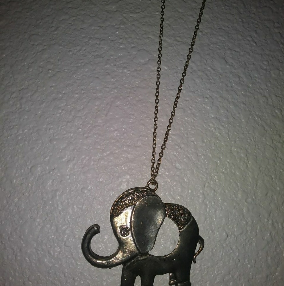 Elephant Pendant necklace