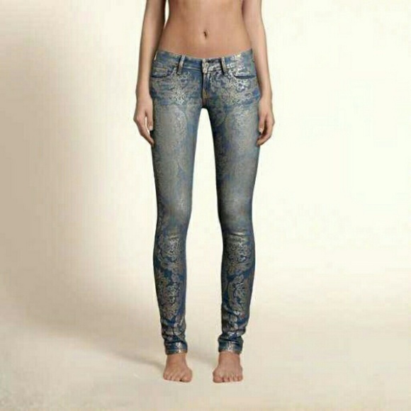 Hollister super  skinny jeans with gold print. - Picture 1 of 4