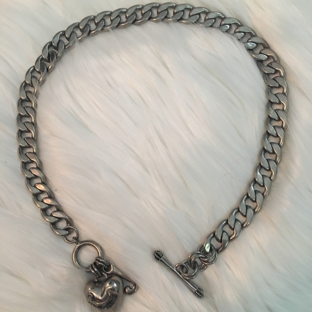 Juicy Couture neckless