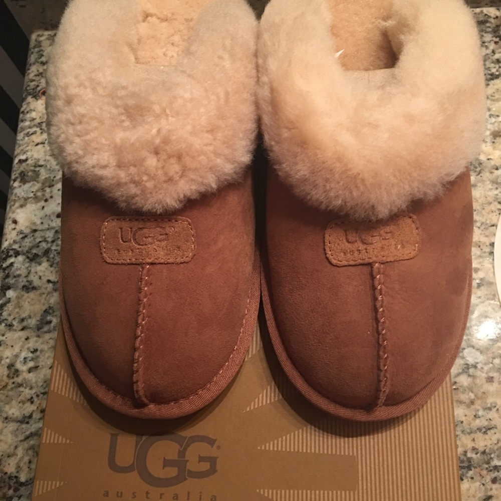 UGG NEW in BOX COUETTE SLIPPERS