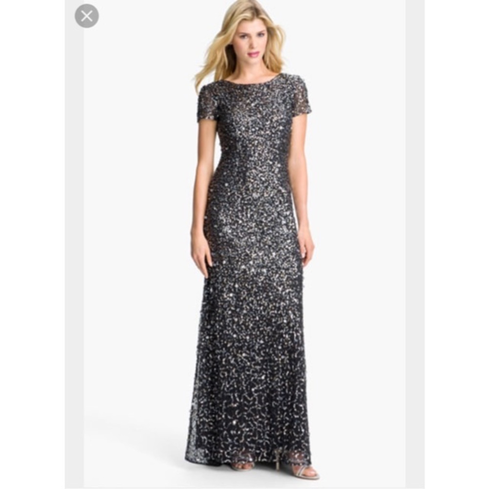 Adrianna Papell Silver Sequin capsleeve Gown