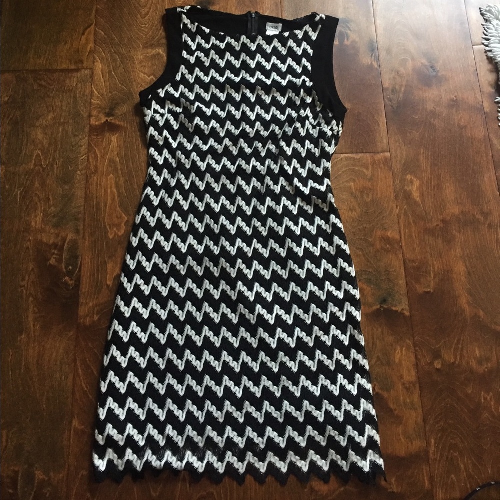 Cache crocheted knit black and white dress