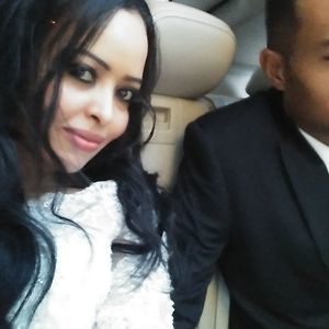 Meet your Posher, Dina