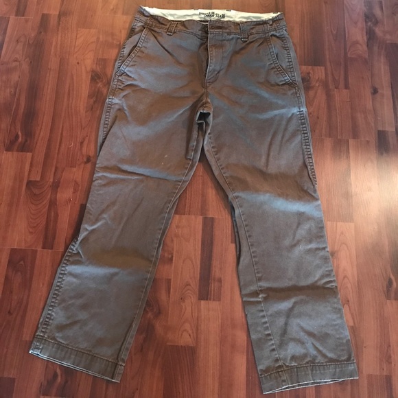 Old Navy khakis - Picture 1 of 3