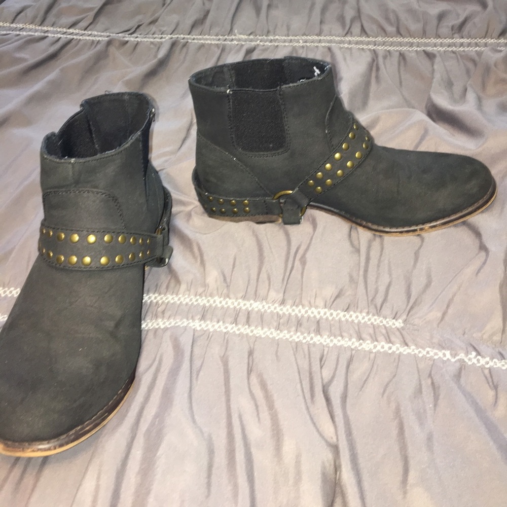 Booties - Picture 2 of 3