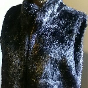 Fur vest