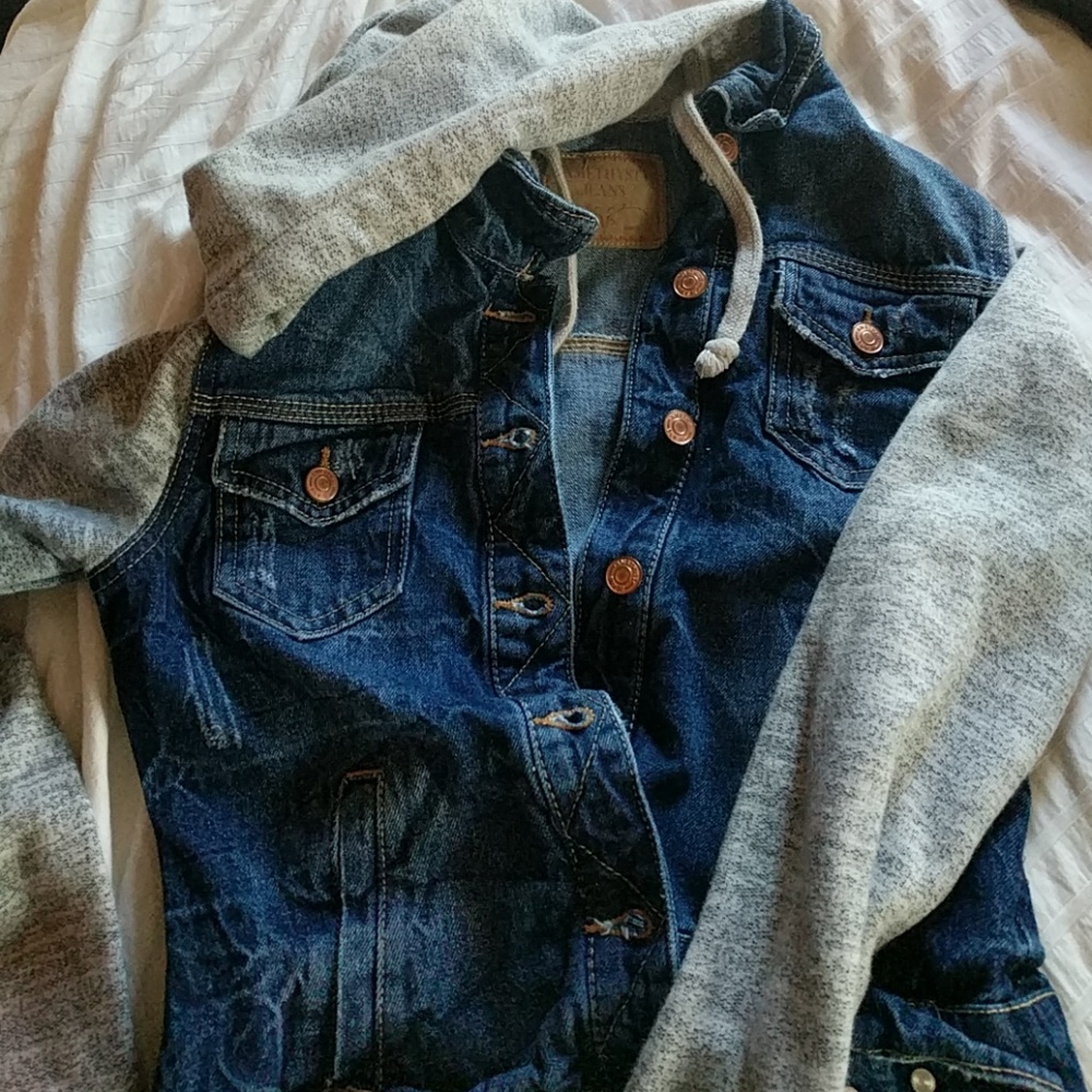 Amethyst Jean jacket small