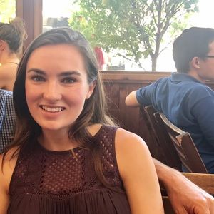 Meet your Posher, Hannah