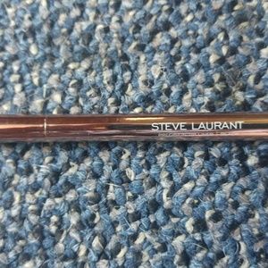 Steve Laurant- Presision Tip Eyeliner in Black