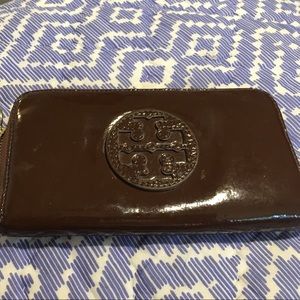 Tory Burch patent leather wallet.