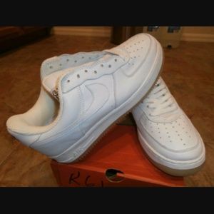 Nike Air Force 1