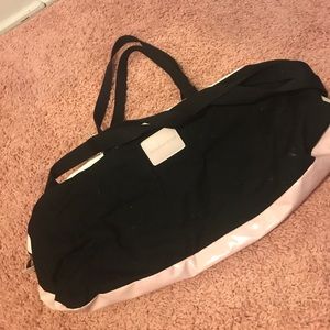 VS Duffel Bag NWOT