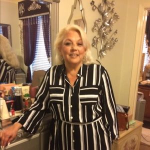 Meet your Posher, Elizabeth