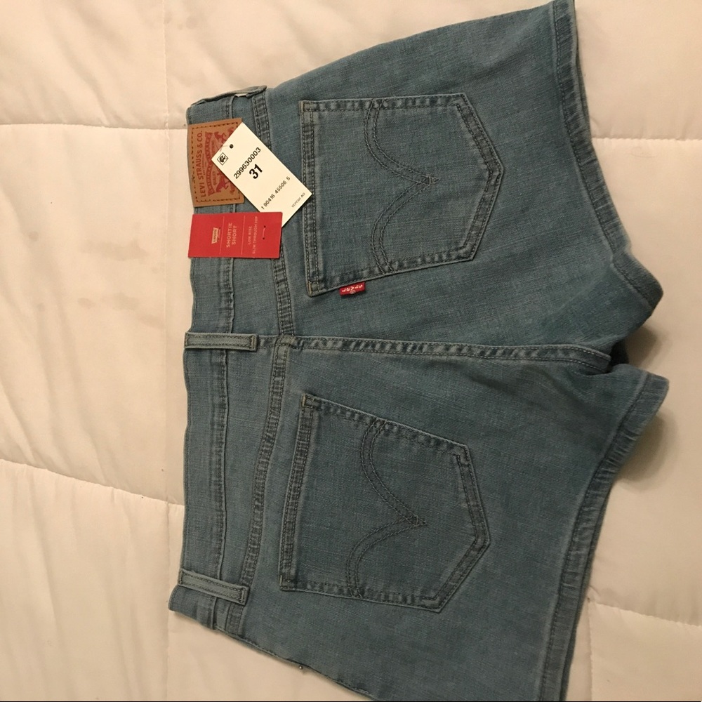 Levi shorts