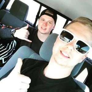 Meet your Posher, Chad