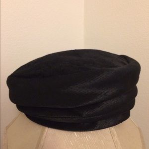 Vintage Black Beret