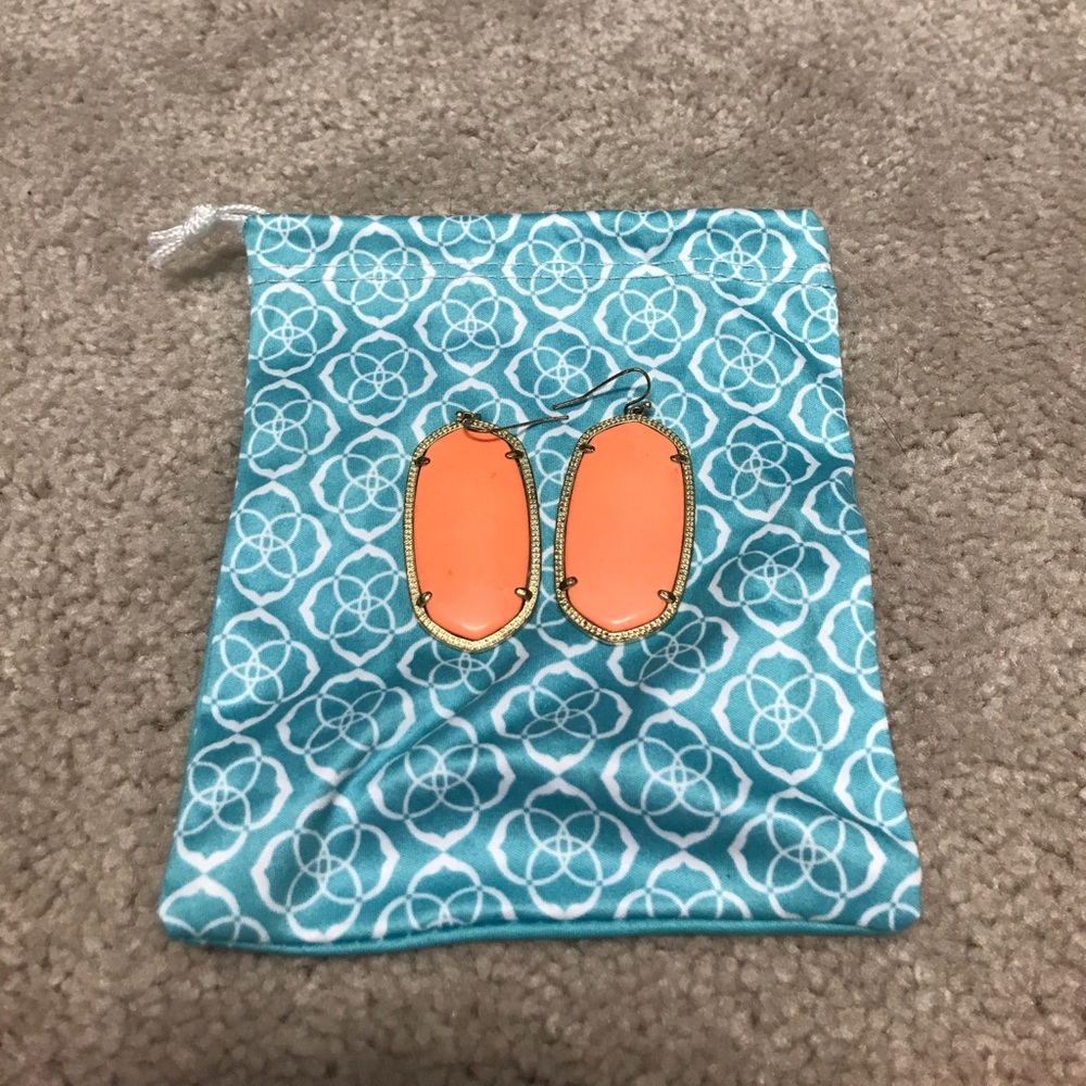 Danielle Peach/Orange Earrings